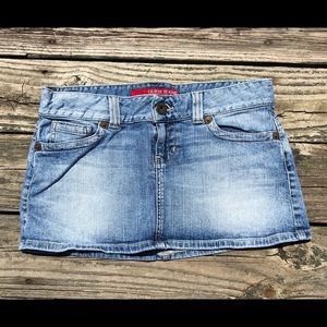 ??Guess?? Mini skirt💙💙